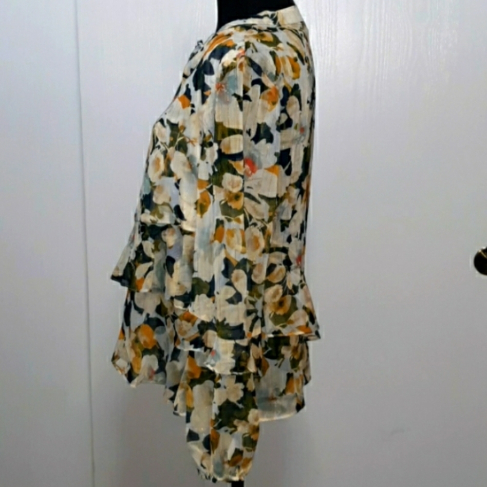 Zac & Rachel Metallic Sheer Floral Ruffle Blouse Size M NWT - Picture 3 of 10